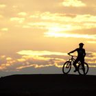 Mountain Bike Arena bei Sonnenuntergang