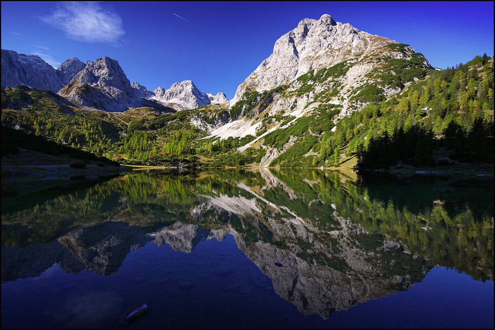 ~ MOUNTAIN-MIRROR ~