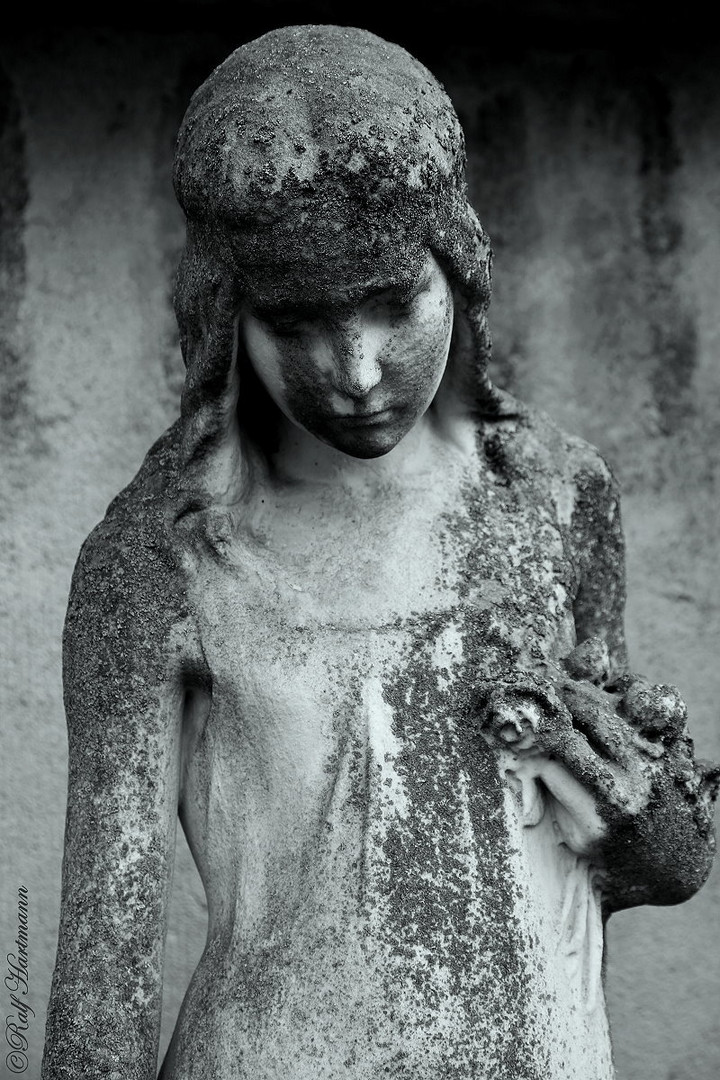 mourning girl with flowers