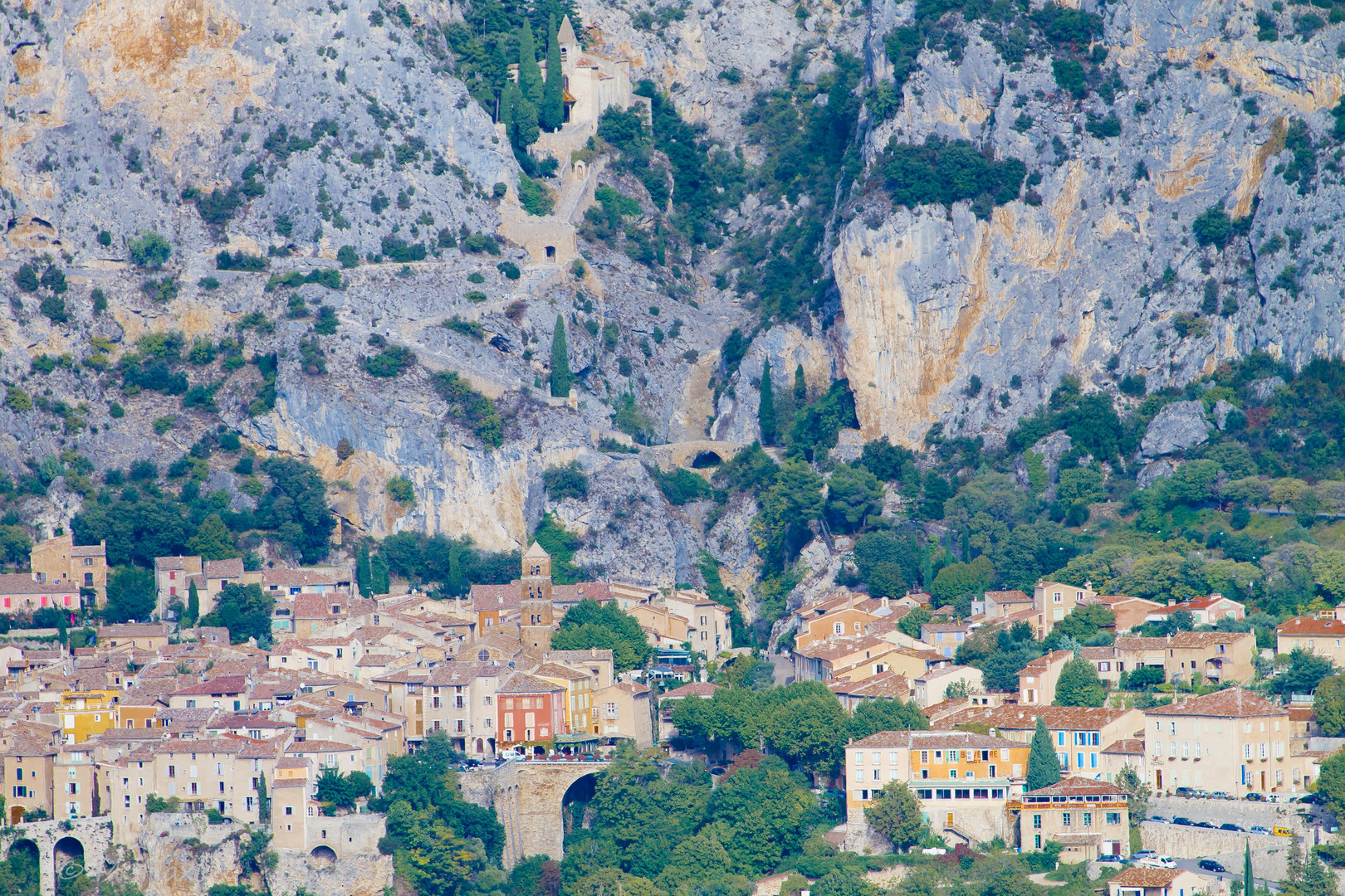 Moustiers-Sainte- Marie