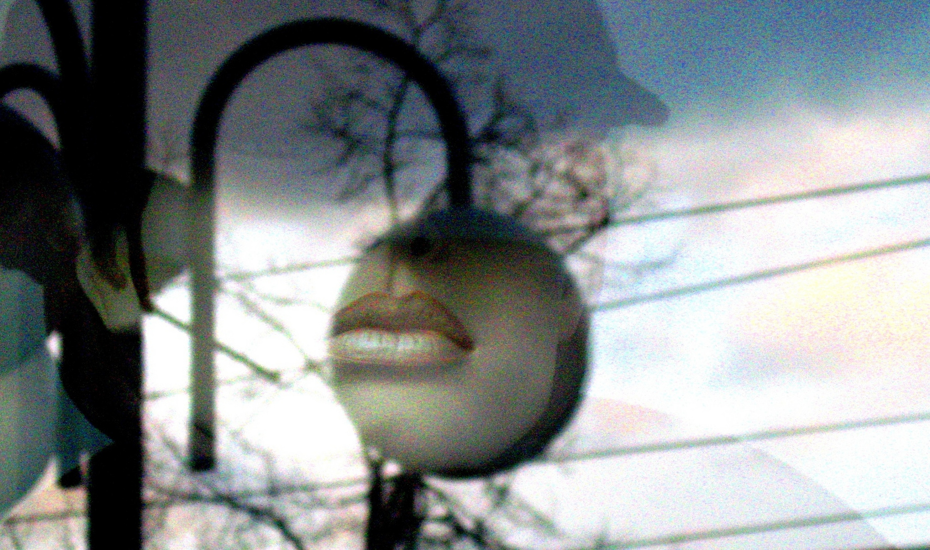 mouth in lamp