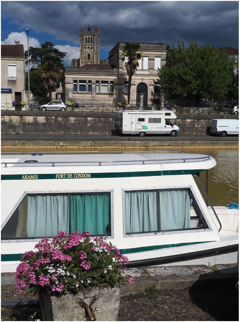 Moyens de transport : fluvial, terrestre et…spirituel