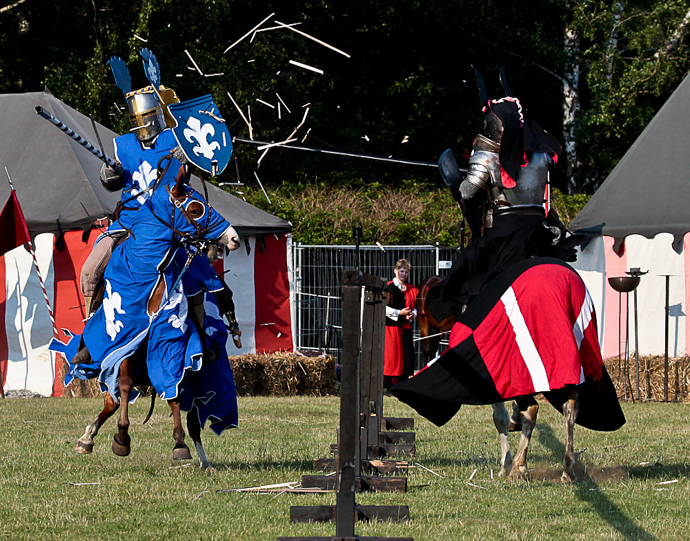 MPS Mittelalterlich Phantasie Spectaculum Hohenwestedt 2011 Knghts !