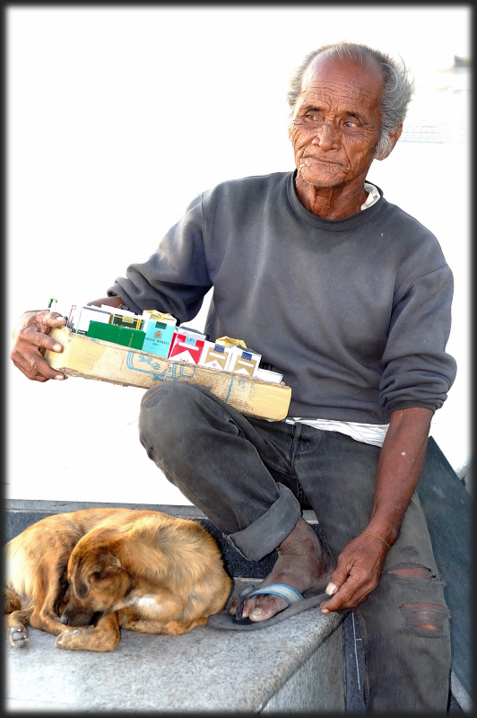 Mr. Felix - Cigarette Vendor