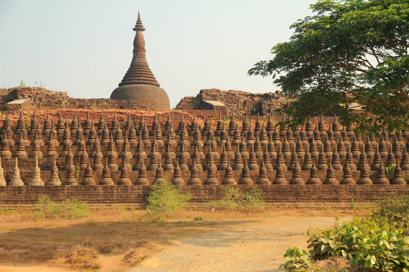 Mrauk- O