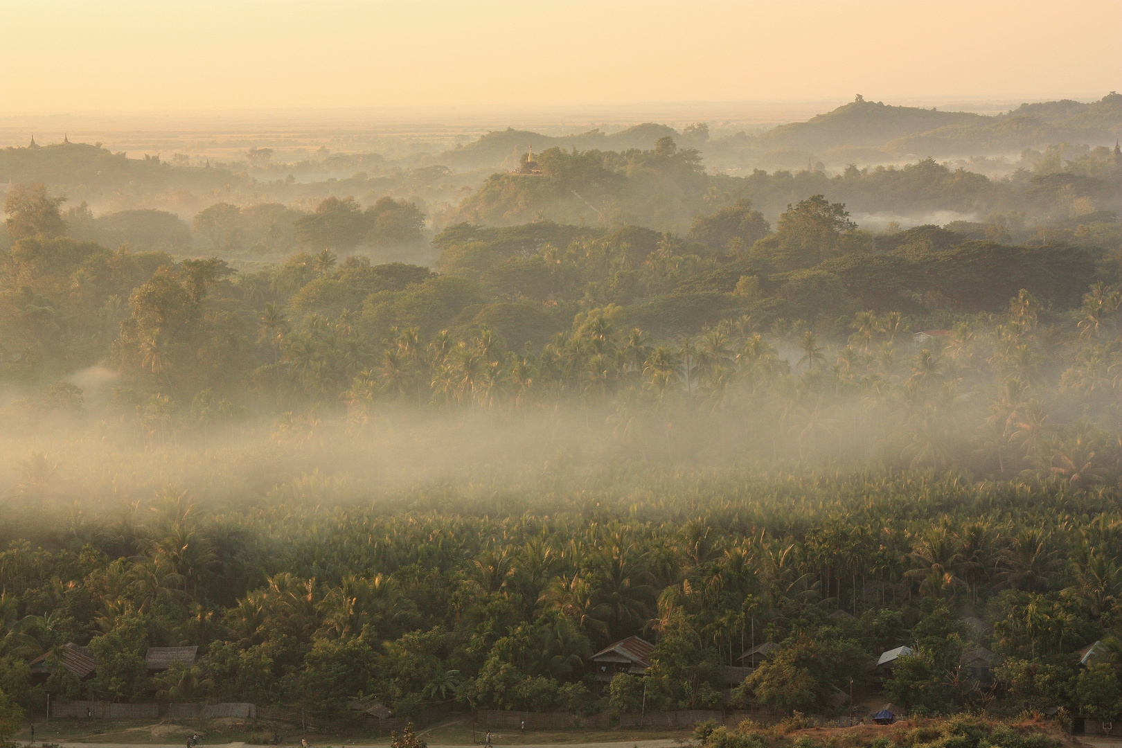 Mrauk U bei Sonnenuntergang