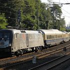 MRCE 182 560 "Mauerfall" mit Rheingoldzug in Wuppertal und fuhr weiter nach Köln, am 28.08.2016.