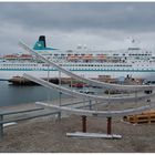 MS Albatros Anlandung in Ny Alesund - Spitzbergen Juni 2014