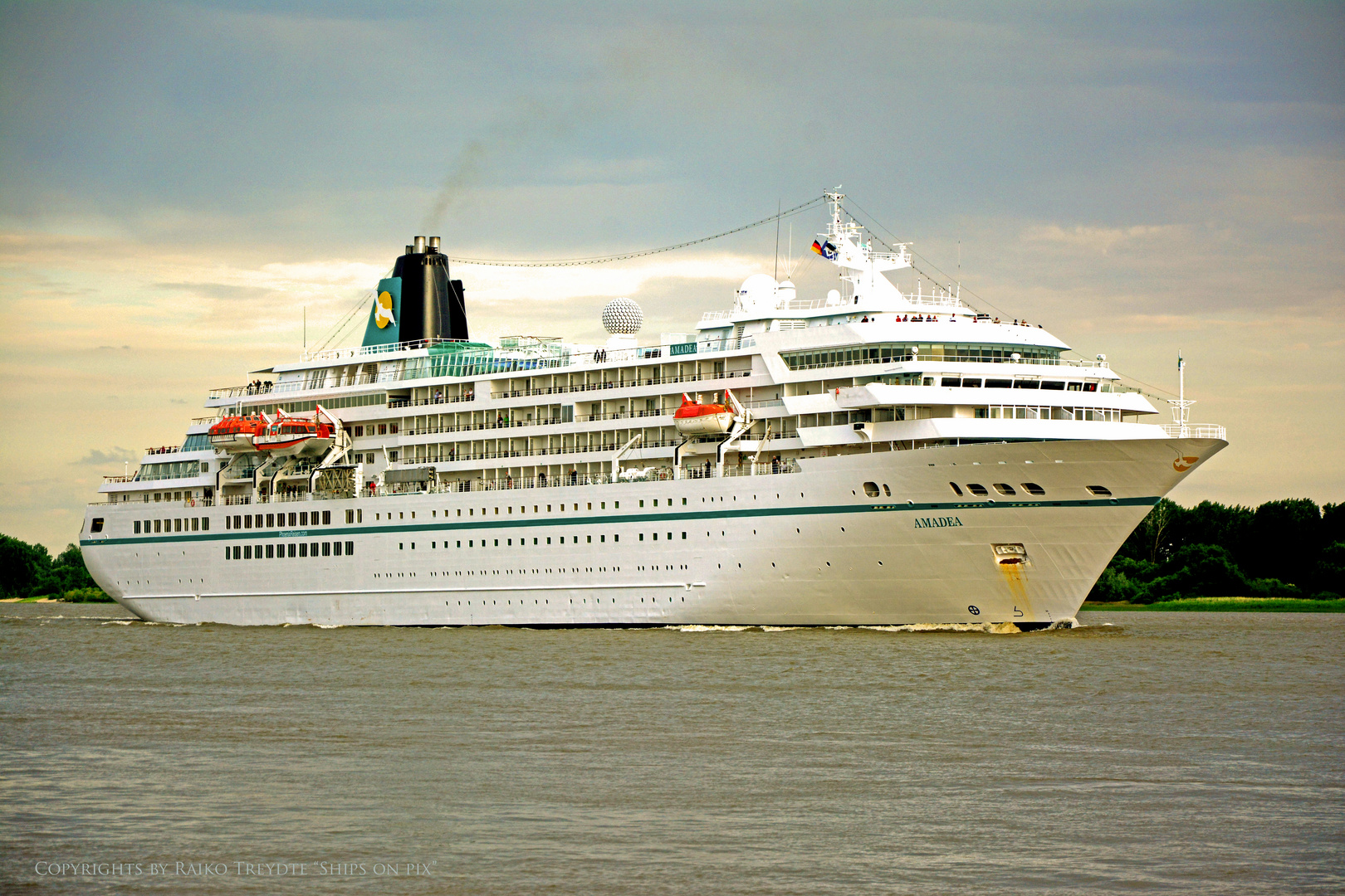 "MS Amadea" Foto & Bild urlaub, hamburg, elbe Bilder auf