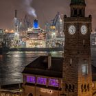 MS AURORA in Dock Elbe 17