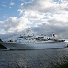 MS Boudicca im Nord-Ostsee-Kanal