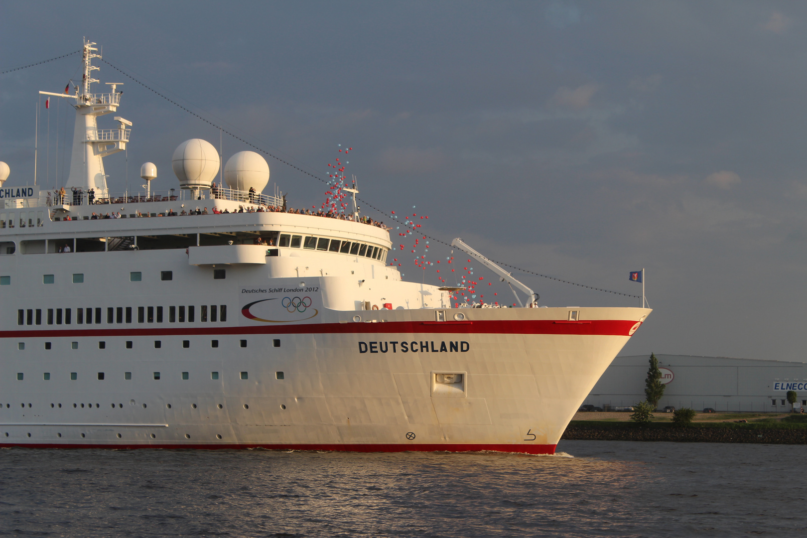 MS Deutschland