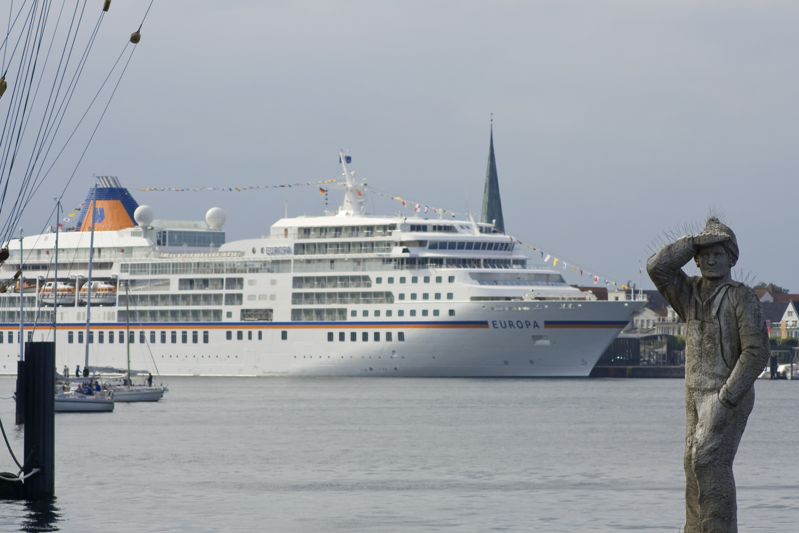 MS Europa in Travemünde