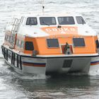 MS EUROPA-SHUTTLE beim Übersetzen in den Lister Hafen 20. Juli 2012