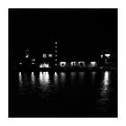 MS-Hafen bei Nacht