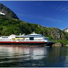 M/S Midnatsol am Trollfjord Gewässer.