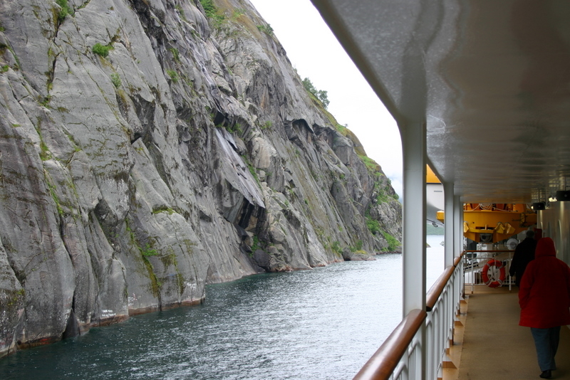 MS Midnatsol im Trollfjord