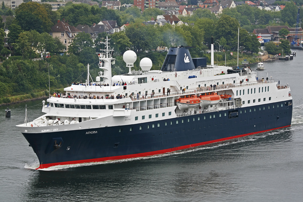 MS Minerva ( ex. Alexander von Humboldt)