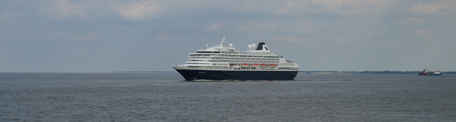 MS Prinsendam kurz vor der Alten Liebe