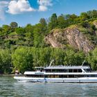 MS RheinDream going downstream - Middle Rhine Valley/Mittelrheintal 