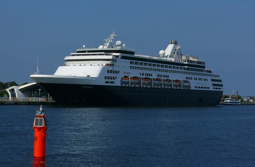 M/S VEENDAM