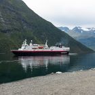 MS Vesterålen im Hjørundfjord