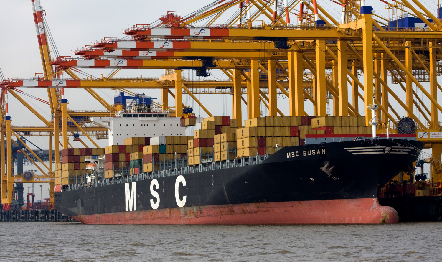 MSC Busan an der Stromkaje Bremerhaven