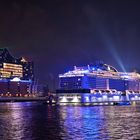 MSC Grandiosa läuft in Hamburg zur Taufe ein