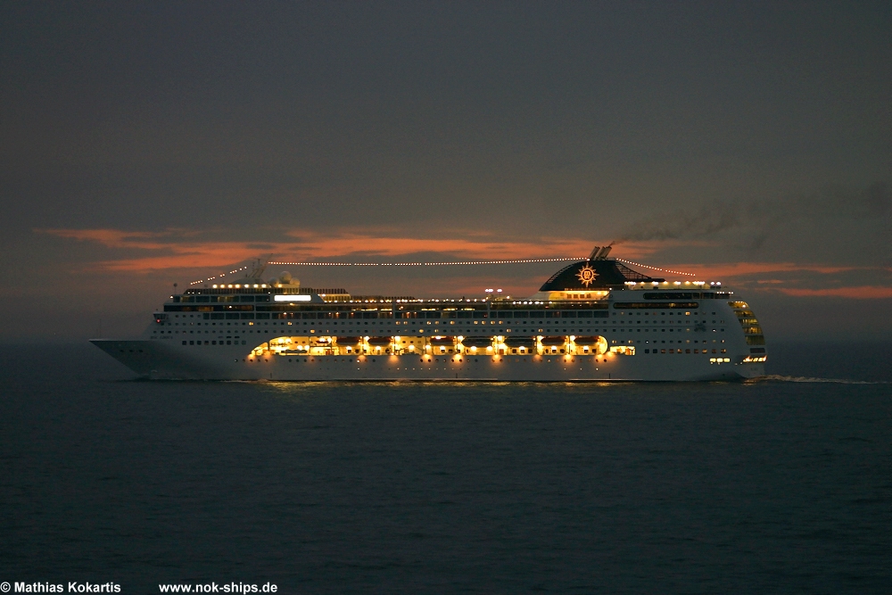 MSC Lirica mitten auf der Ostsee