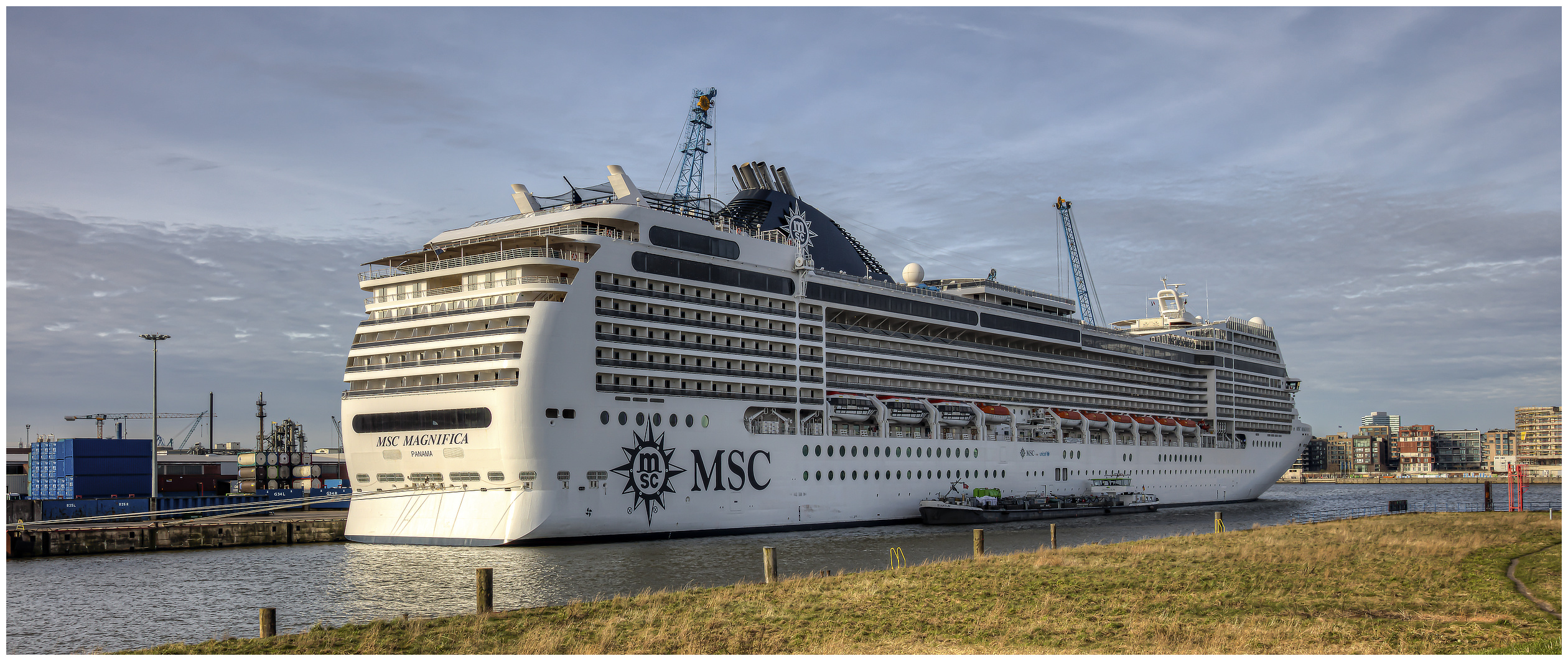 MSC Magnifica