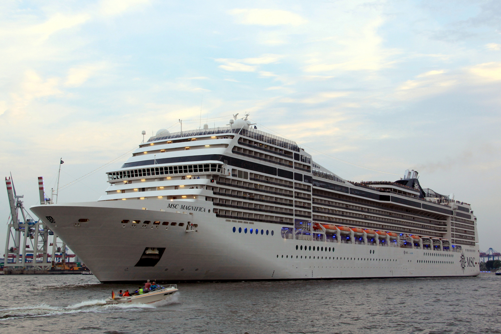 MSC Magnifica