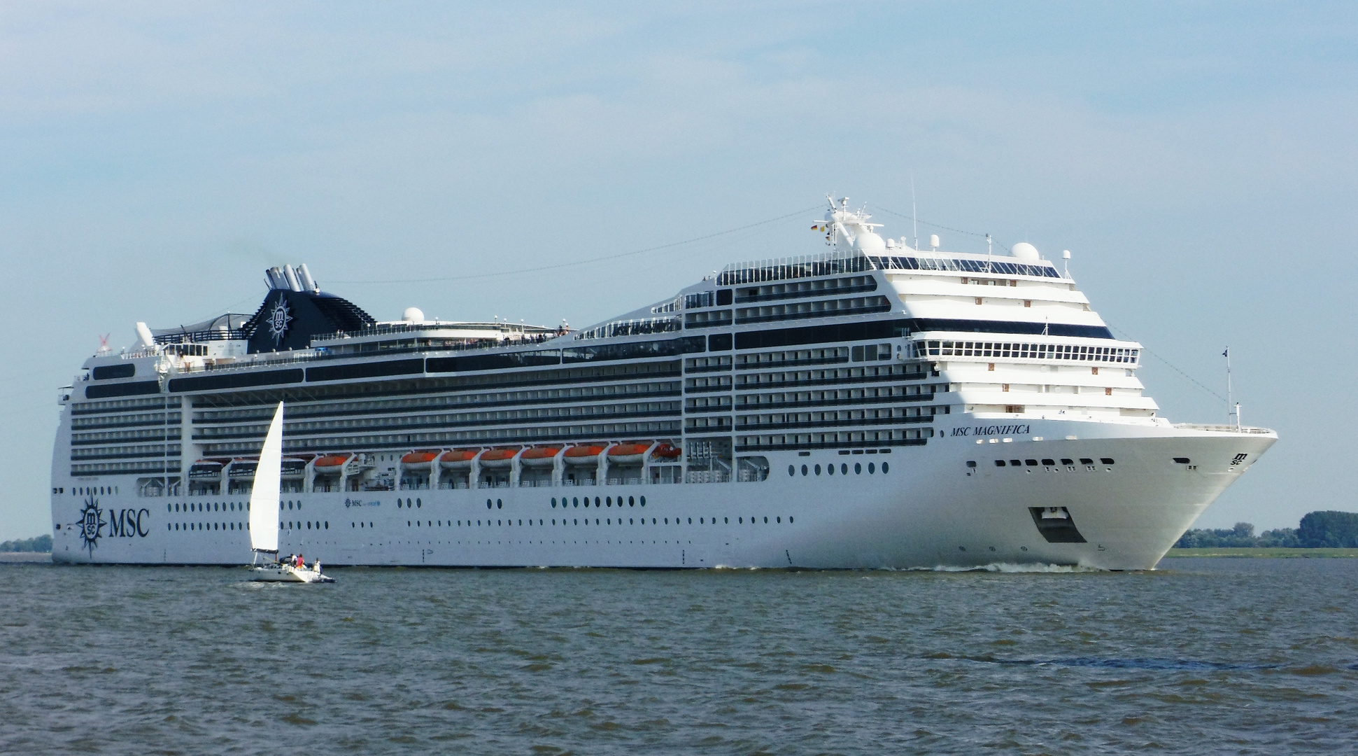 MSC Magnifica ...