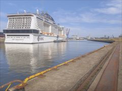MSC MERAVIGLIA*