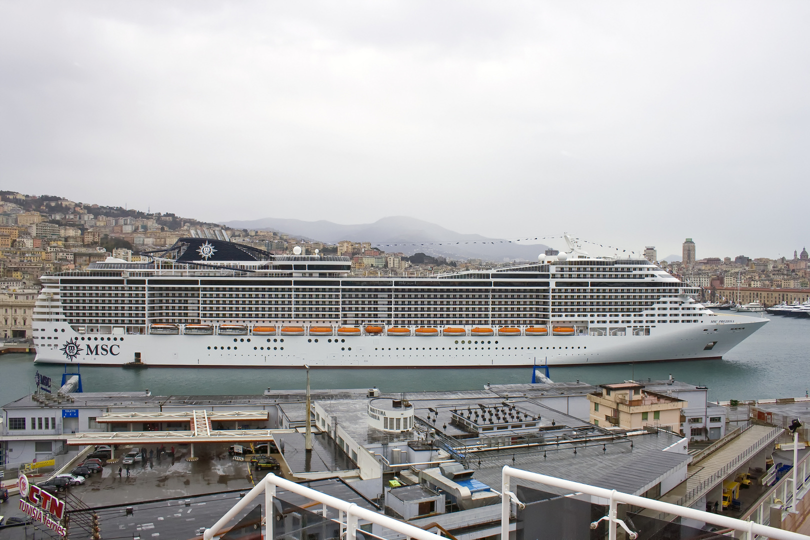 MSC Preziosa in Genua / Genova 24.03.2013