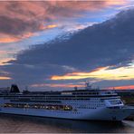 MSC Sinfonia am Abend