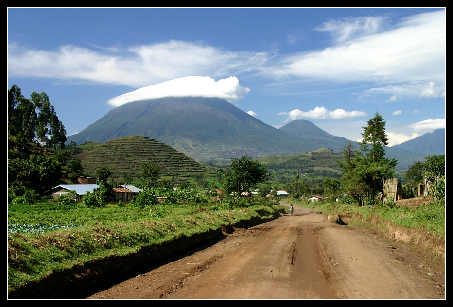 Mt. Muhavura und Mt. Gahinga, Kisoso, Uganda