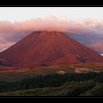 Mt. Ngauruhoe mit Zipfelmützchen