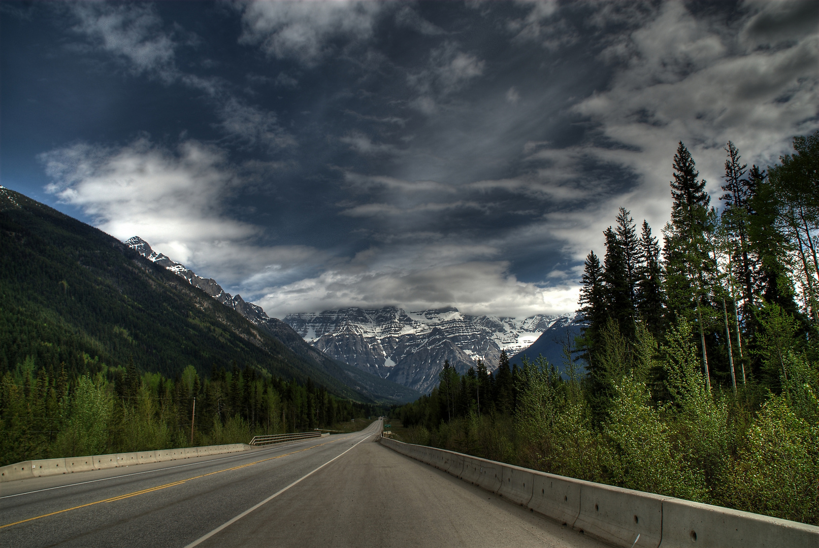 Mt. Robson im Querformat