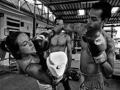 MUAY THAI....primo round...