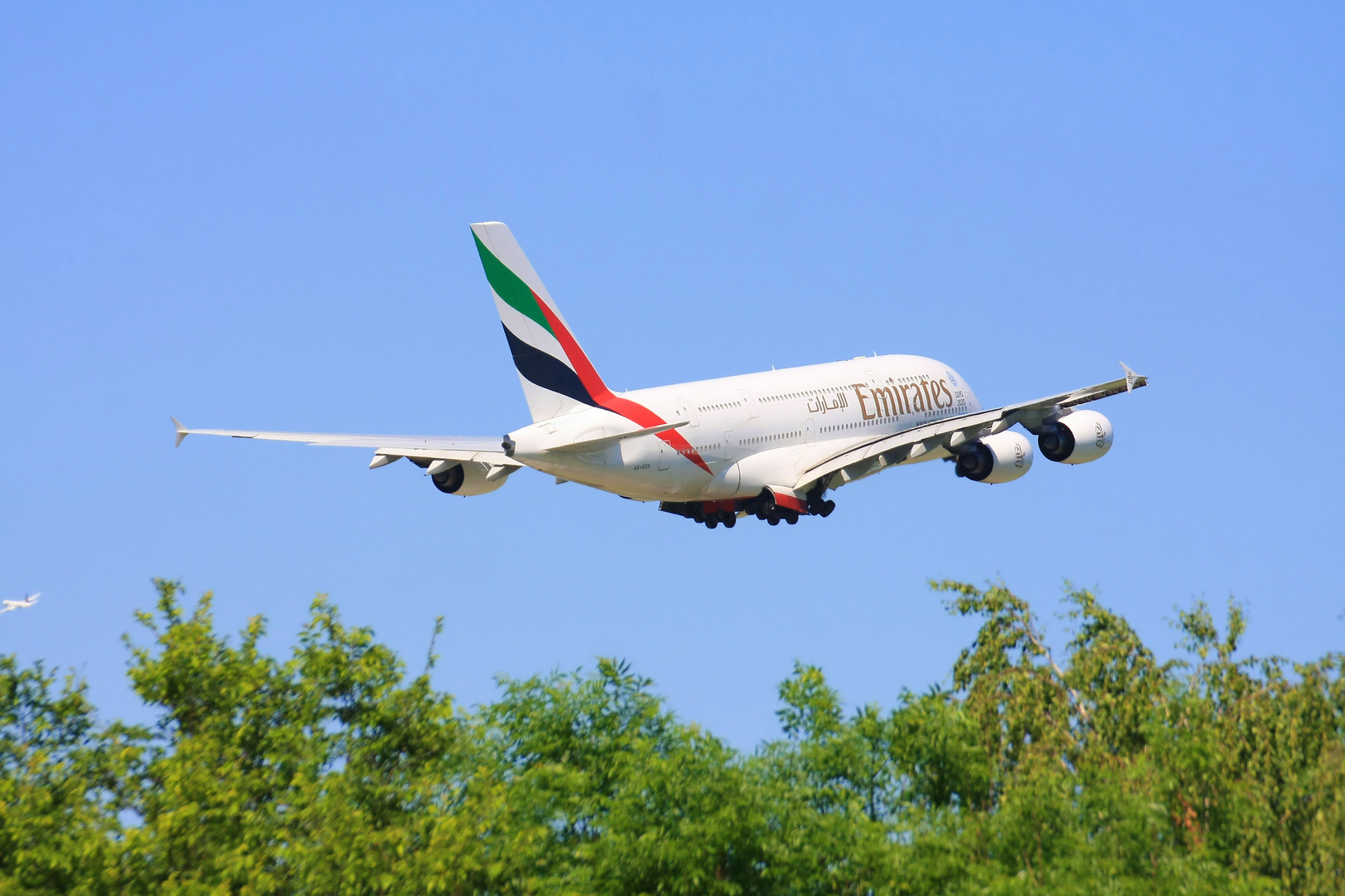 MUC Emirates A380