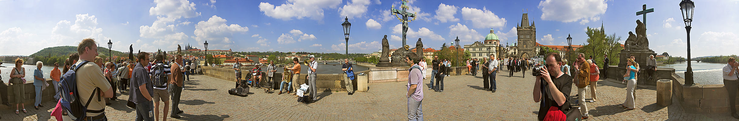 Mucke auf der Karlsbrücke, Prag