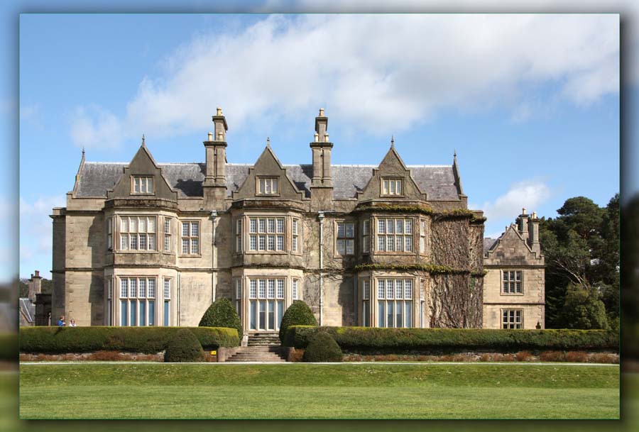 Muckross-House