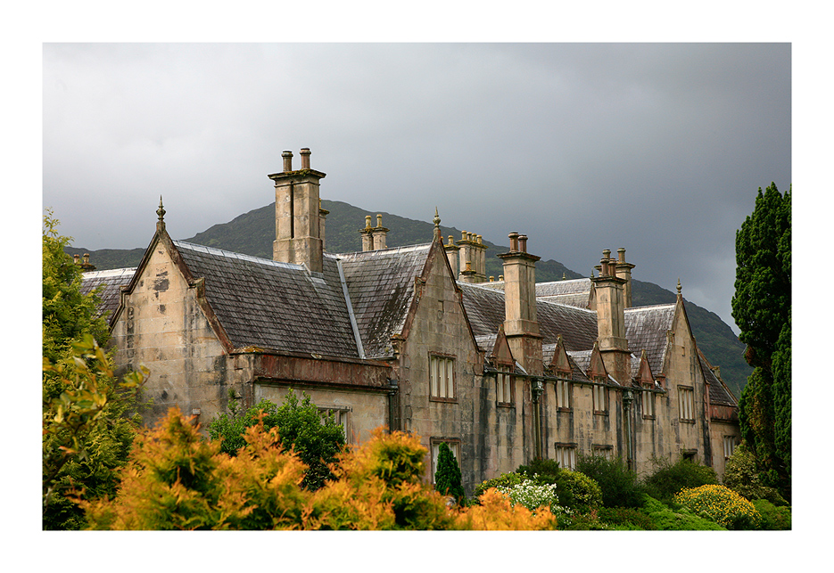 MUCKROSS HOUSE