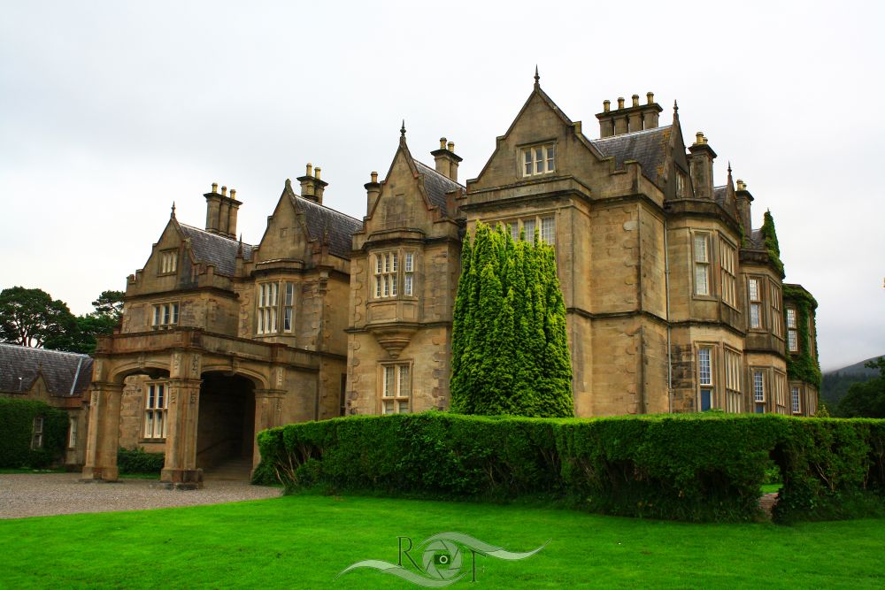 Muckross House