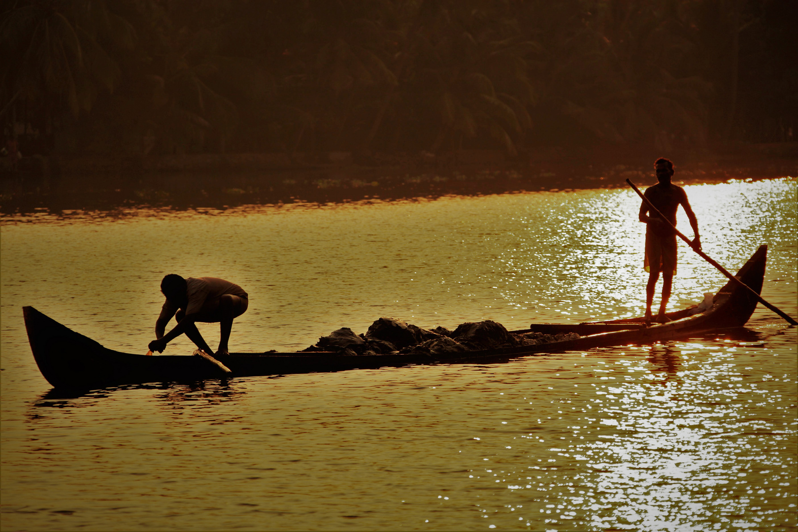 Mud divers!