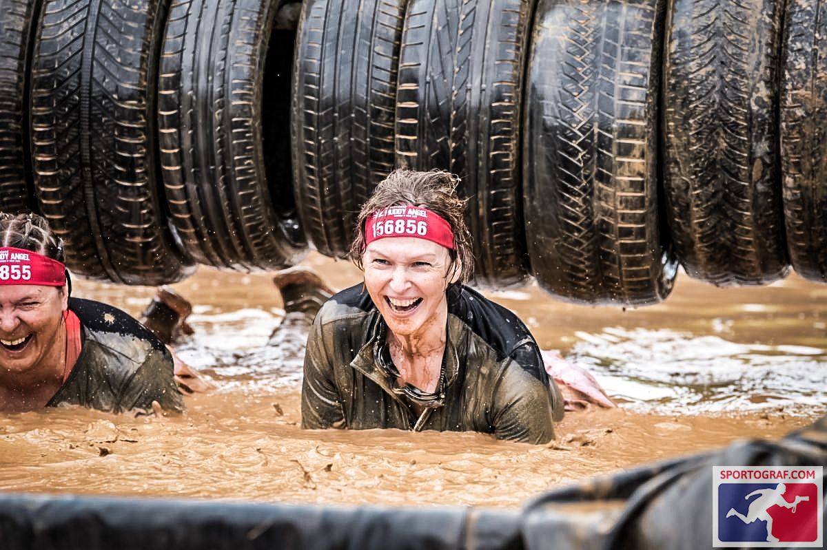 Muddy Angel Run Foto & Bild sport, erwachsene menschen, sonstiges