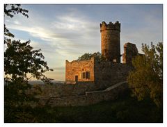 Mühlburg, kurz vor Sonnenuntergang