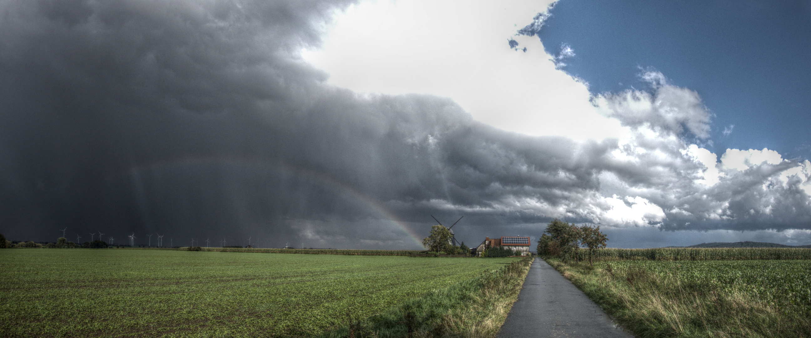 Mühle bei Burgdorf (Landkreis Wolfenbüttel) nach einem heftigen Gewitter