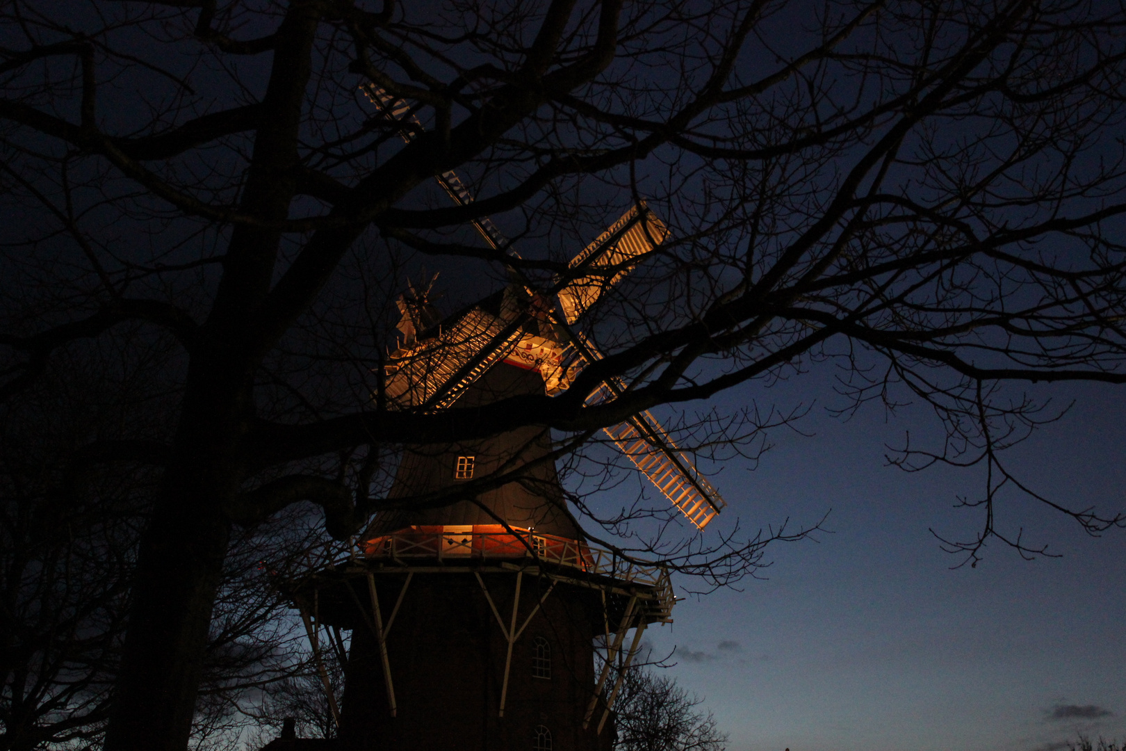 Mühle bei Morgendämmerung