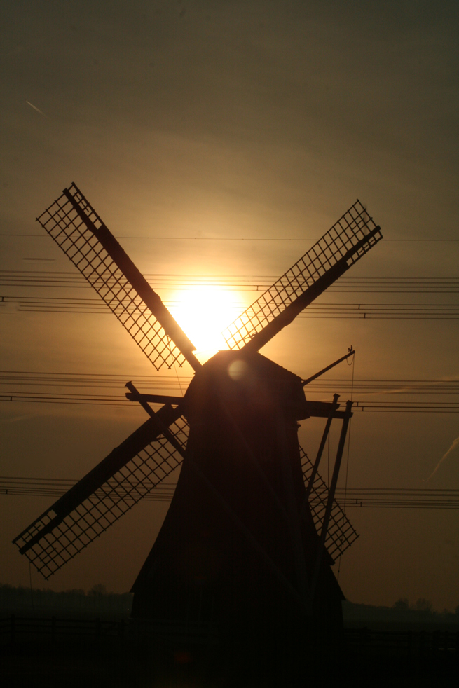 Mühle im gegenlicht